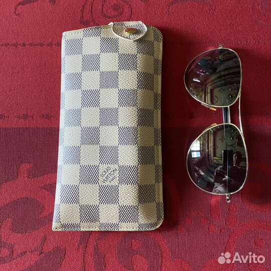 Кожаный чехол для очков Luis Vuitton