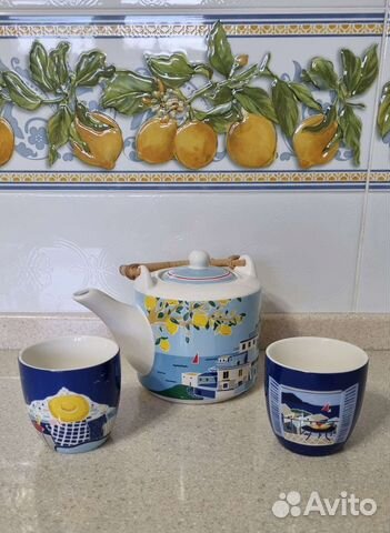 Чайник заварочный и чайная пара