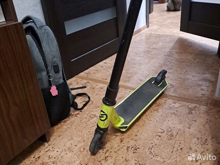 Трюковой самокат