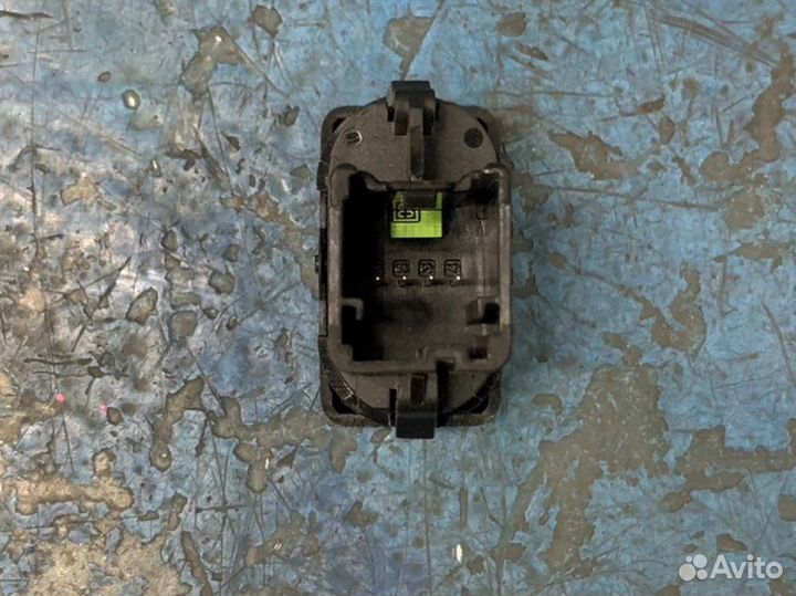 Кнопка стеклоподъемника Ford Kuga CBV