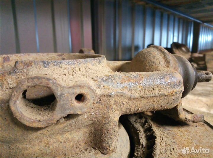 Кулак (цапфа) передний правый Kia Ceed 2009