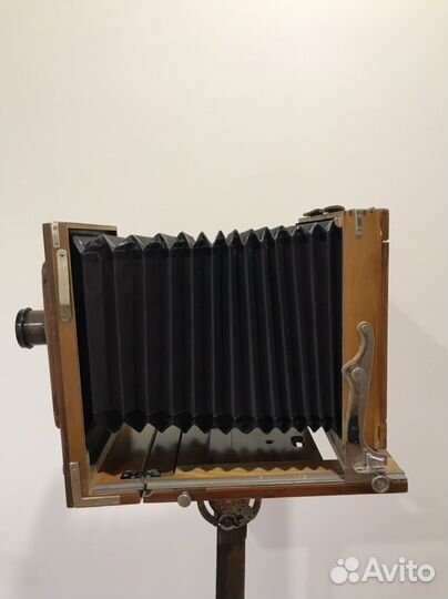 Фотоаппарат большого формата 18/24