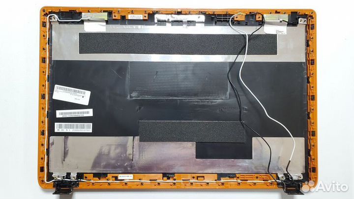 Крышка экрана ноутбука Lenovo IdeaPad Y570