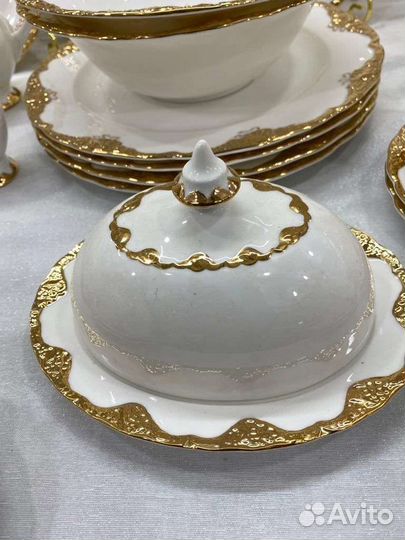 Чайно-столовой сервиз