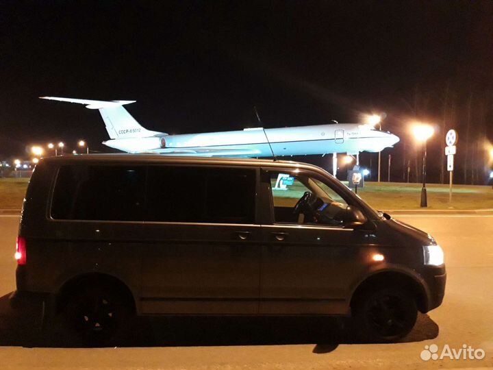 Минивэн на заказ трансфер такси микроавтобус