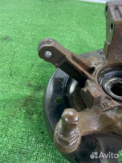 Кулак поворотный передний левый Nissan Cefiro 2 (A