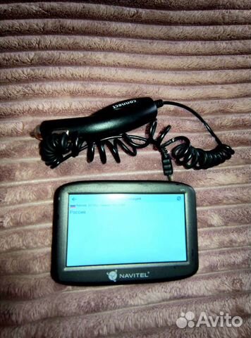 Автомобильный GPS навигатор navitel