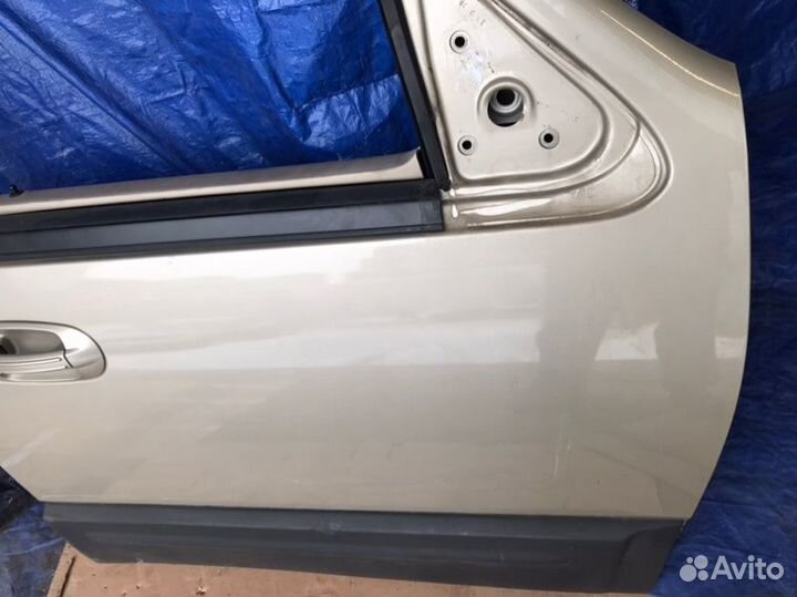 Дверь передняя правая Ford Expedition U222 4.6L