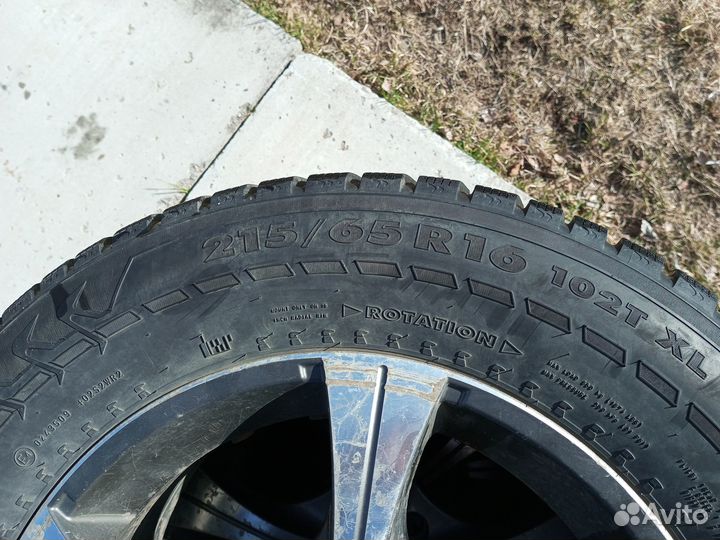 Nokian Tyres Hakkapeliitta 7 215/65 R16