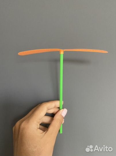 Игрушка вертушка хит сезона