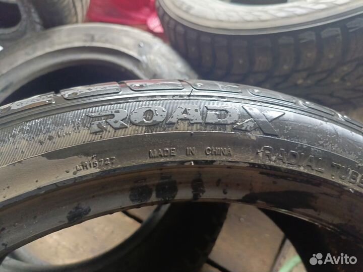 RoadX RXMotion U11 245/40 R20 и 275/35 R20