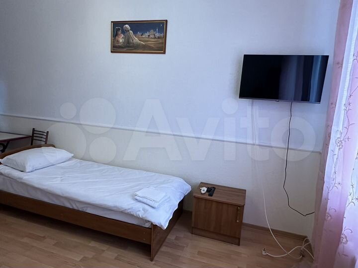 Комната 17 м² в 4-к., 1/4 эт.