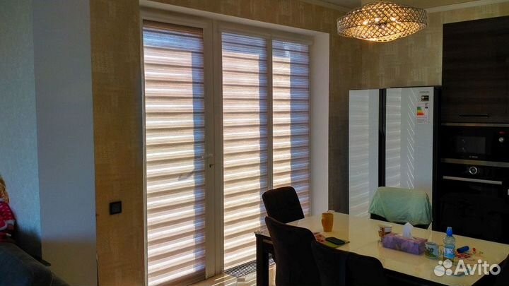 Рулонные шторы день ночь зебра Z0298-Y5246