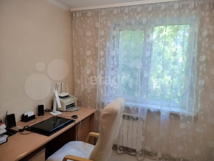 4-к. квартира, 72 м², 2/5 эт.