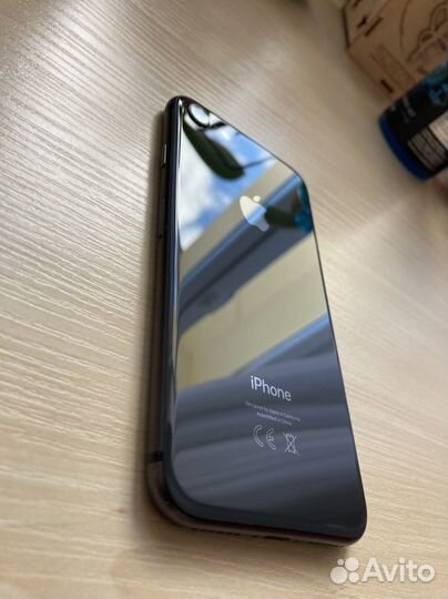 iPhone 8 64 гб