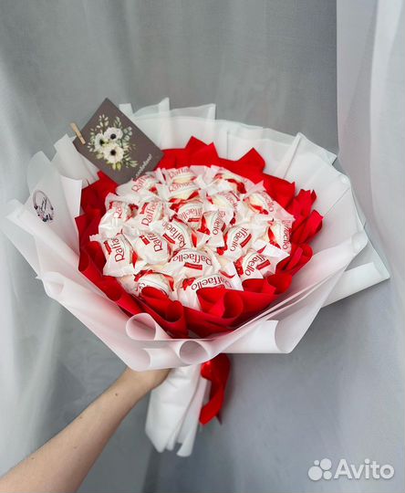 Букеты рафаэлло.Цветочный букет+рафаэлло