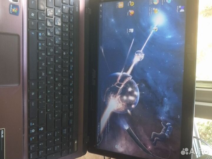 Ноутбук asus