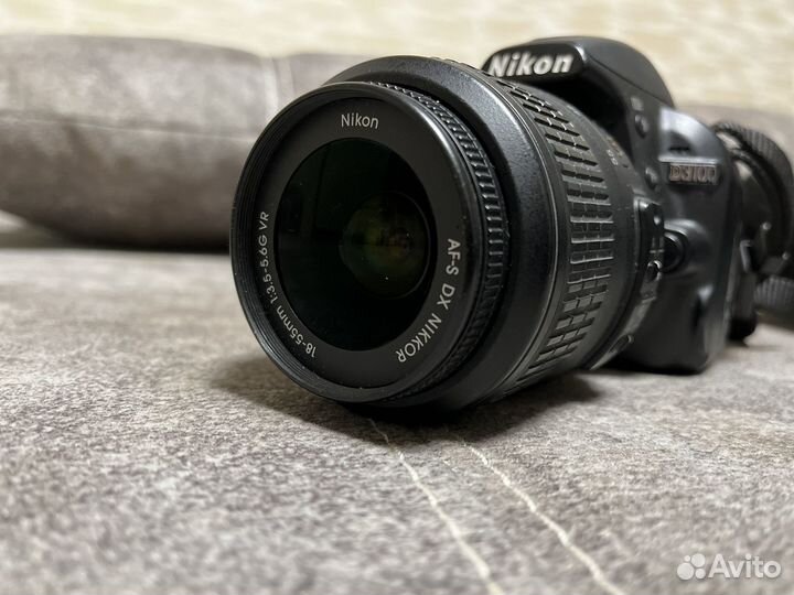 Зеркальный фотоаппарат Nikon d3100 (б/у)
