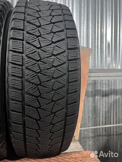 Bridgestone Blizzak DM-V2 225/65 R17 102Q