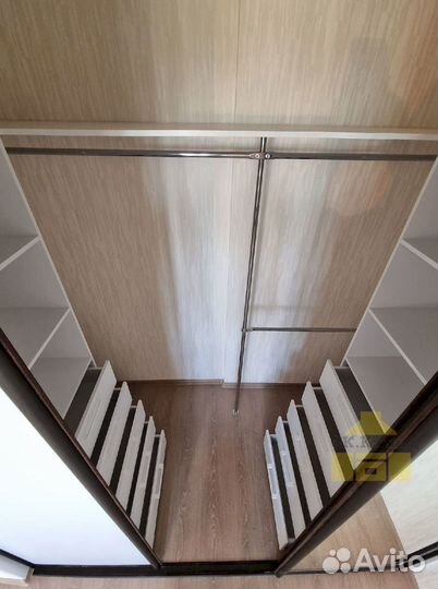 Шкаф в гостиную