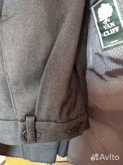 Школьный костюм