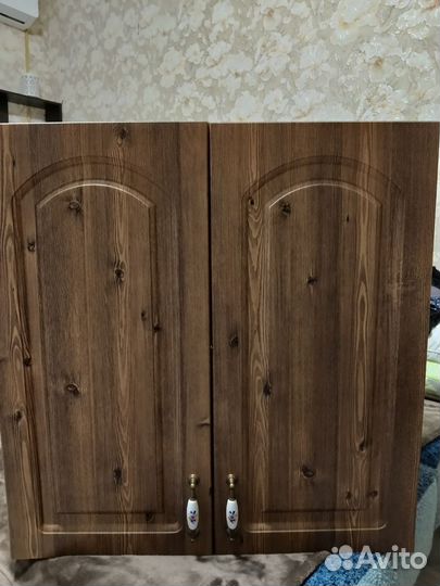 Стол -тумба кухонный