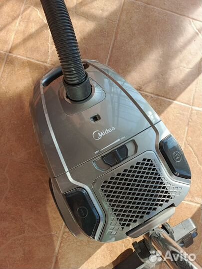 Пылесос б/у