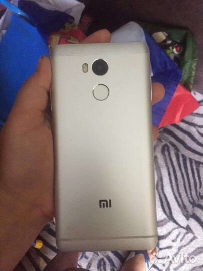 Телефон Xiaomi redmi 4