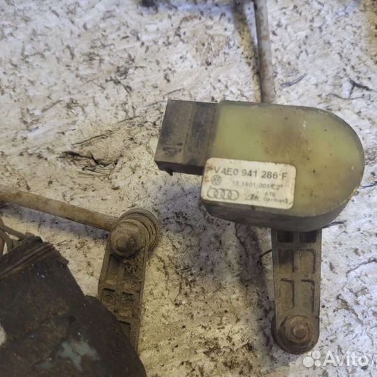 Датчики уровня подвески Audi A8 D3