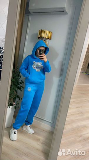 Спортивный костюм