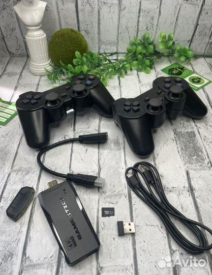 Игровая приставка PlayStation 10.000 игр