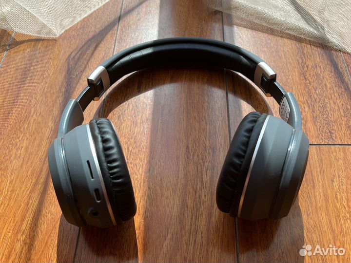 Беспроводные наушники