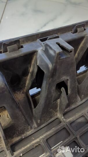 Крепление бампера заднее A2048852165 Mercedes-Benz