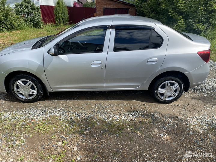 Renault Logan 1.6 AT, 2015, 151 857 км