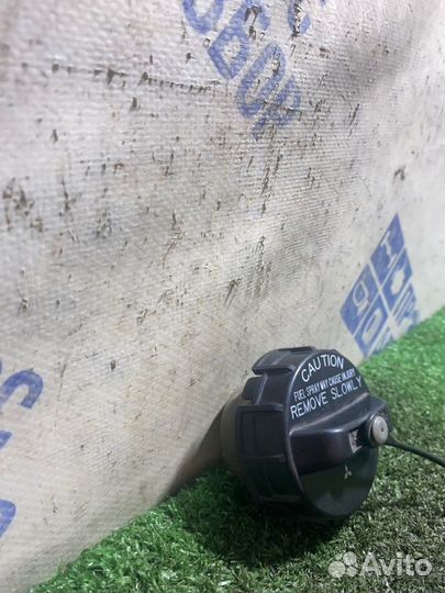 Крышка бензобака Mitsubishi Lancer 9 седан 1.6