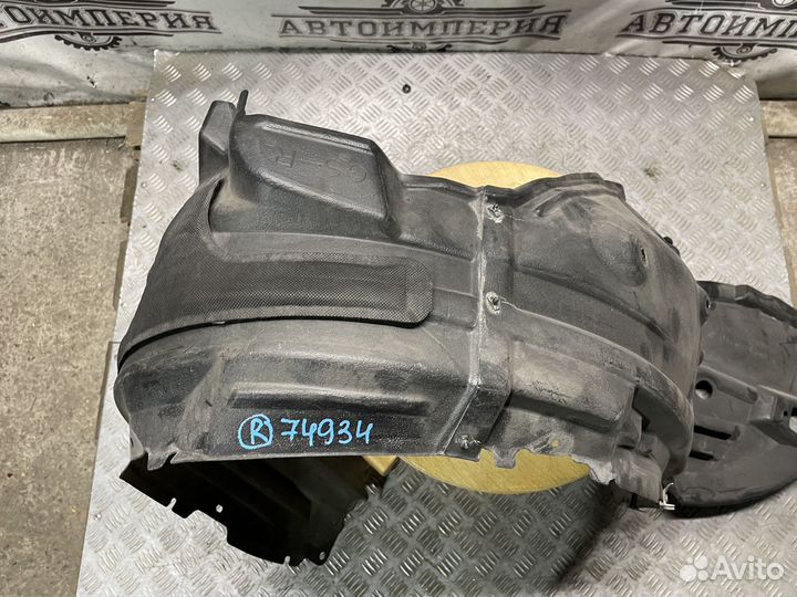 Подкрылок передний правый Lexus GS (III)