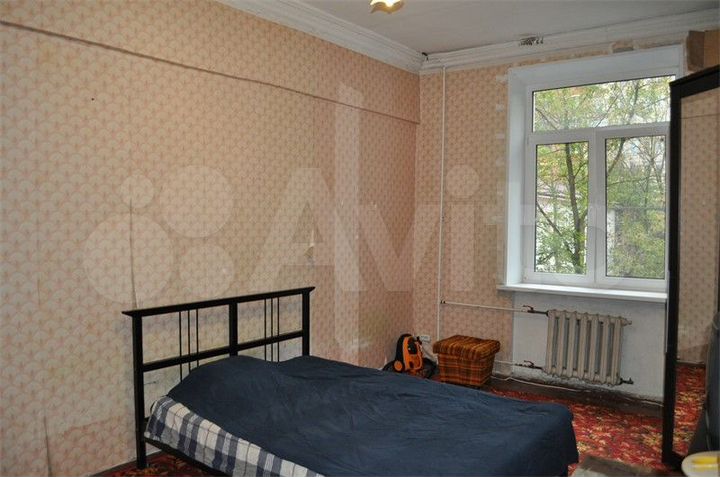 Комната 21 м² в 4-к., 2/5 эт.