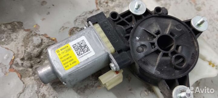 Стеклоподъемники на Hyundai Solaris 2