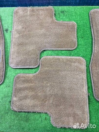 Коврики комплект Chevrolet Trailblazer GMT360 LL8