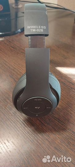 Беспроводные наушники Beats wireless tm 028