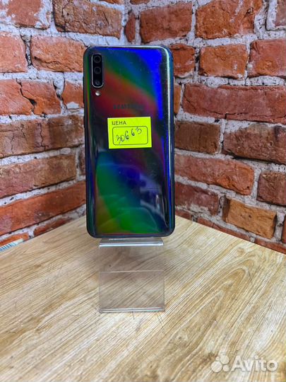 Samsung Galaxy A50, 4/64 ГБ