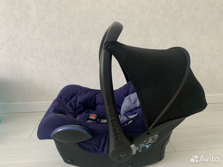 Детское автокресло от 0 maxi cosi