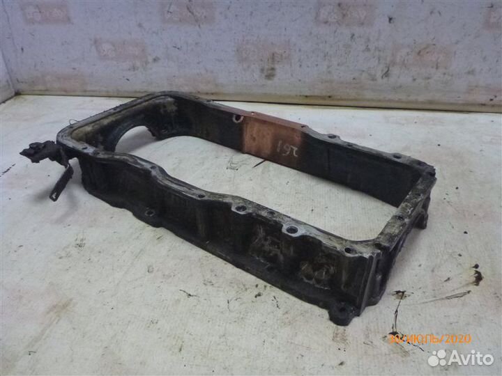 Поддон Mitsubishi Montero Sport K90 6G72 2001