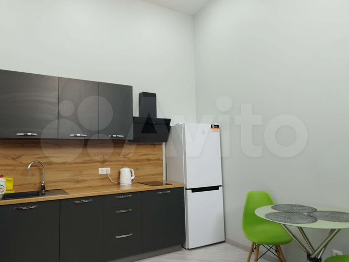 Квартира-студия, 38 м², 1/25 эт.