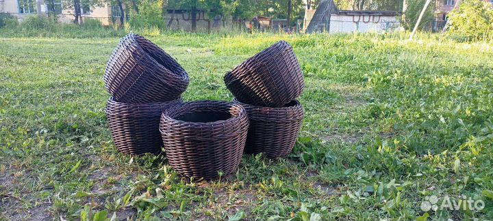 Корзина плетеная из ротанга