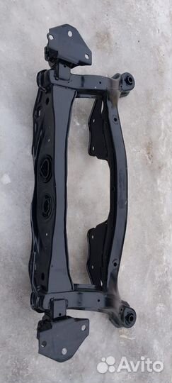 Подрамник задний Toyota Highlander