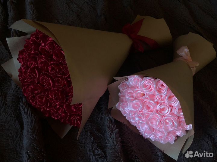 Букет из атласных роз