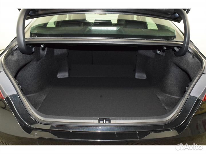 Toyota Camry 2.5 AT, 2023