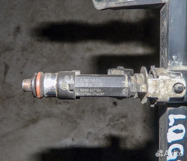 Форсунка топливная Logan (Логан) № 8200227124