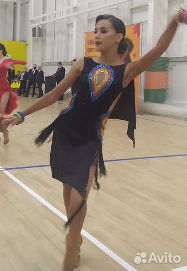 Латиноамериканское платье Ю2